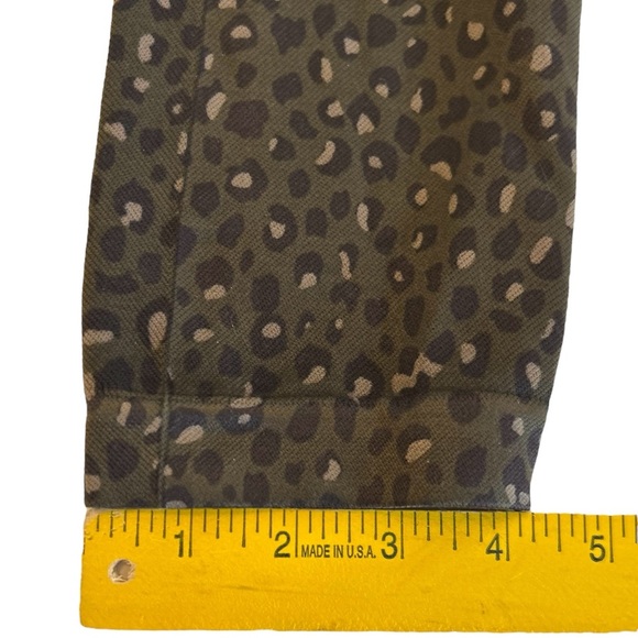 Spanx “Look At Me” Now Seamless Leggings Size XL Womens Mini Leopard Print Green - Picture 10 of 11